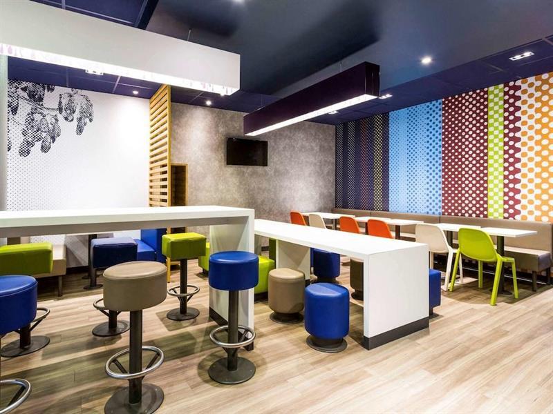 Ibis Budget Bordeaux Centre - Gare Saint Jean Exterior photo